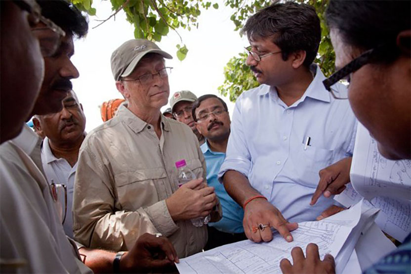 Bill Gates with community-level mobilizers for the polio eradication program at Guleria village, Khagaria District, Bihar, India in May 2010. Photo courtesy of Bill & Melinda Gates Foundation