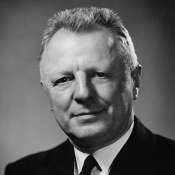 Trendley, Dean Trendley, Dean