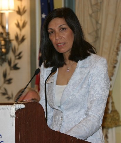 Award presentation by Huda Zoghbi